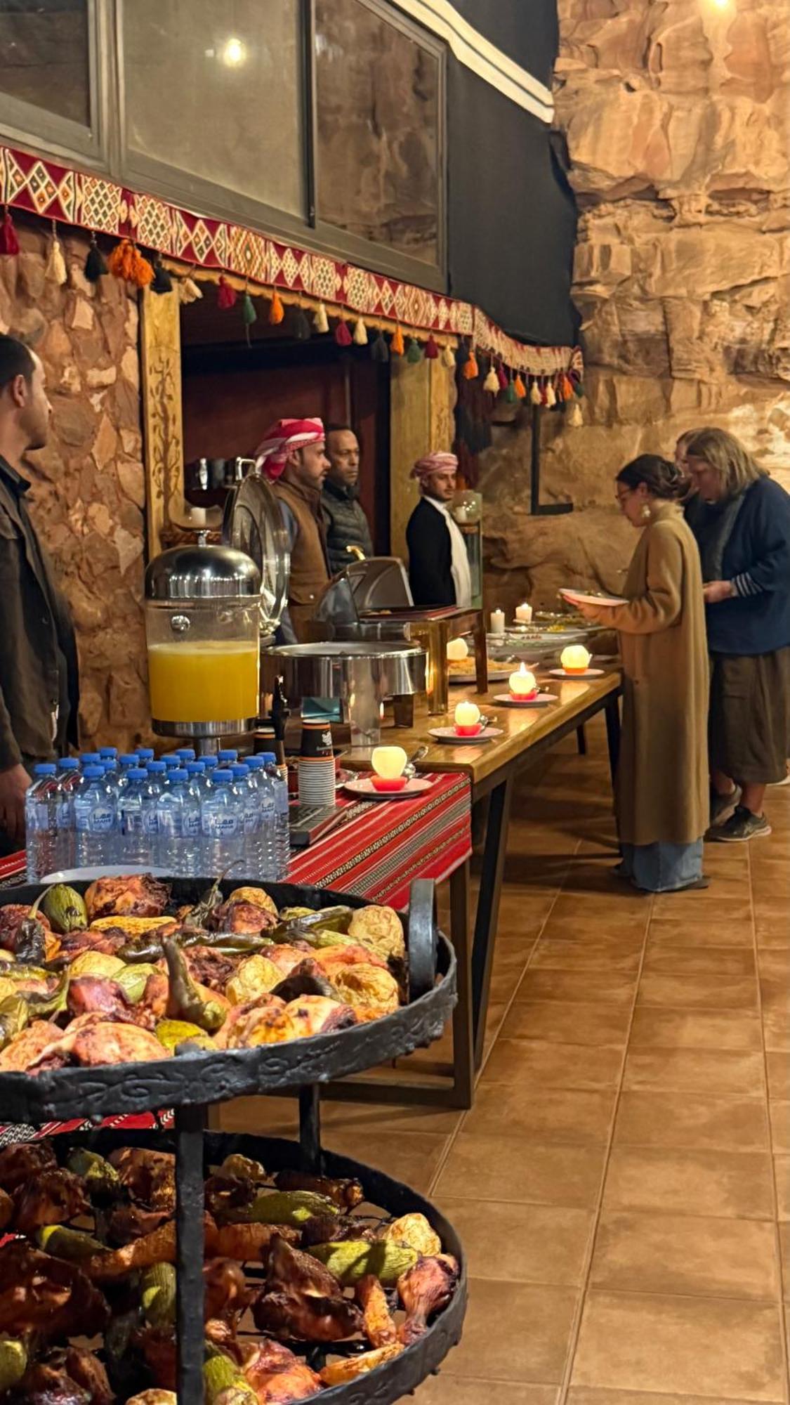 Wadi Rum Bedouin Camp ภายนอก รูปภาพ