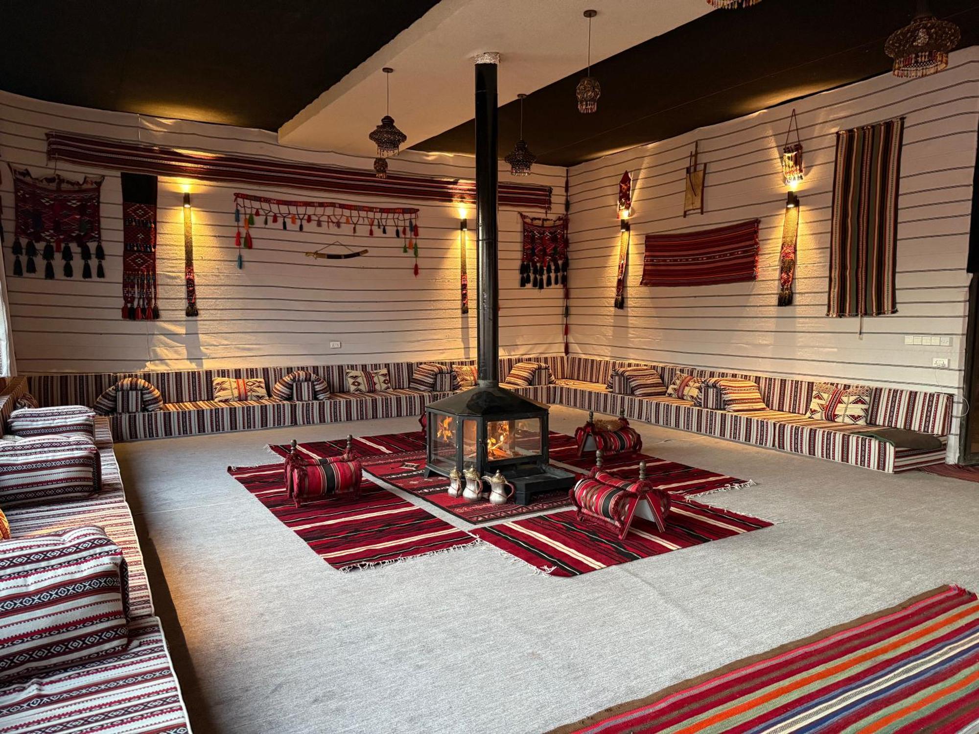 Wadi Rum Bedouin Camp ภายนอก รูปภาพ