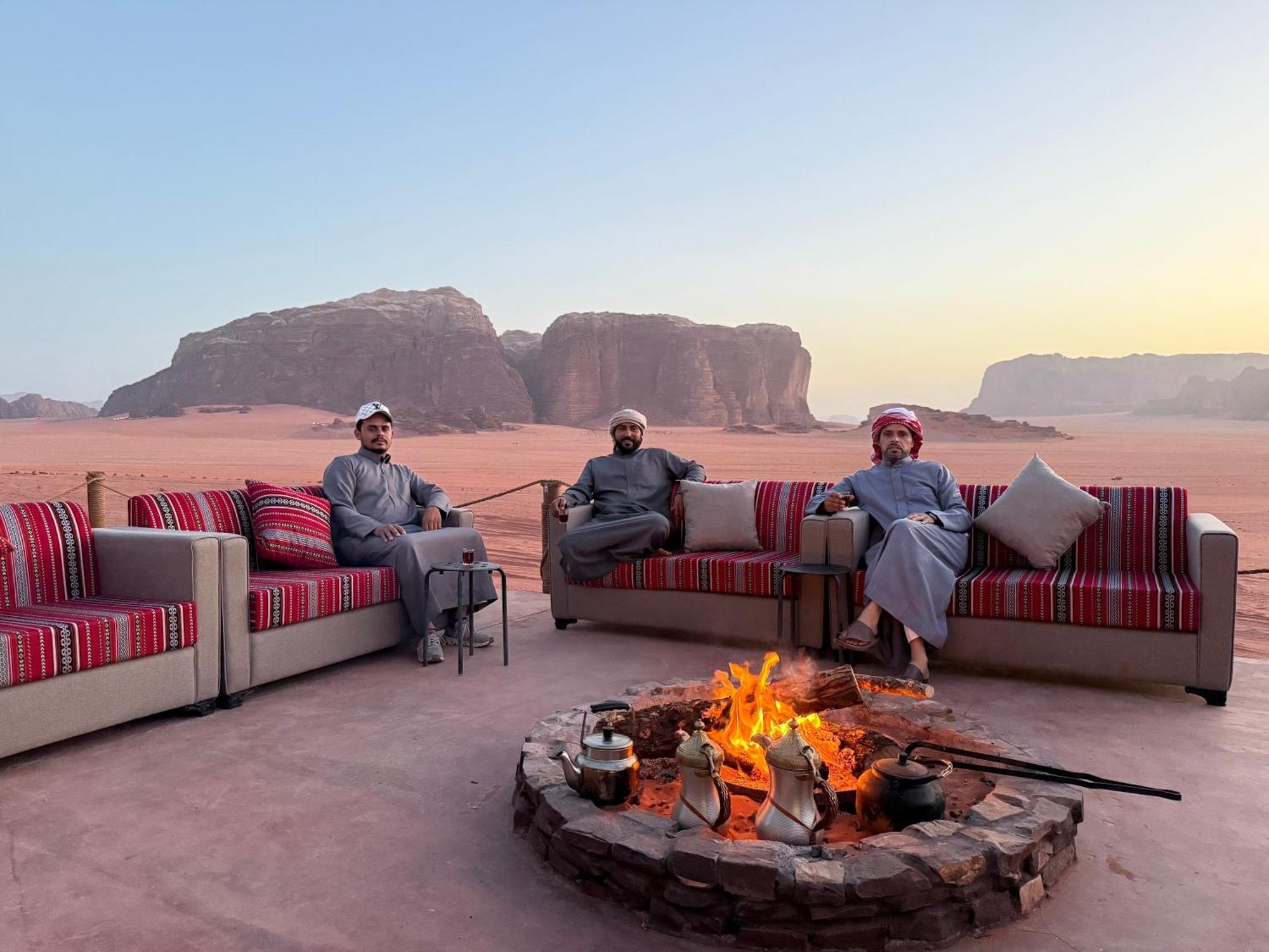 Wadi Rum Bedouin Camp ภายนอก รูปภาพ